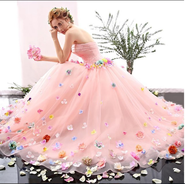 اجمل فستان خطوبة للعروسة 2018 Dresses