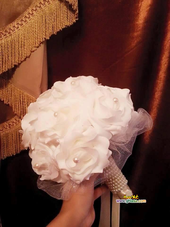 باقة ورد بيضاء